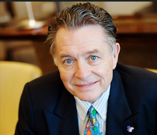 Portrait of Lee Cockerell